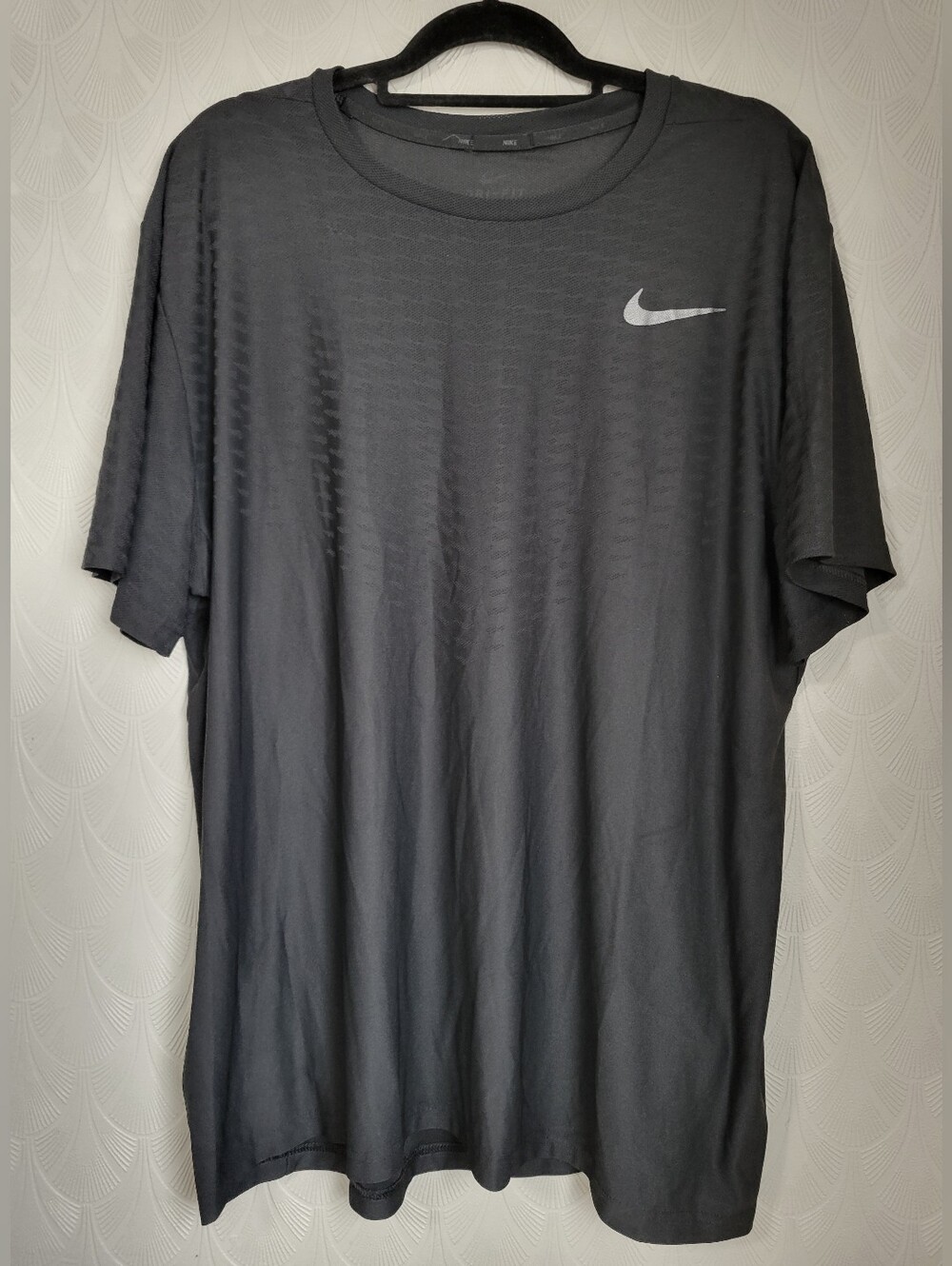 Nike Dri-FIT Men's Short Sleeve Active Training Shirt Black 2XL Mesh 860944-010